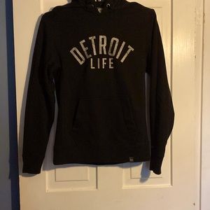 Detroit Life hoodie sweatshirt, black size small